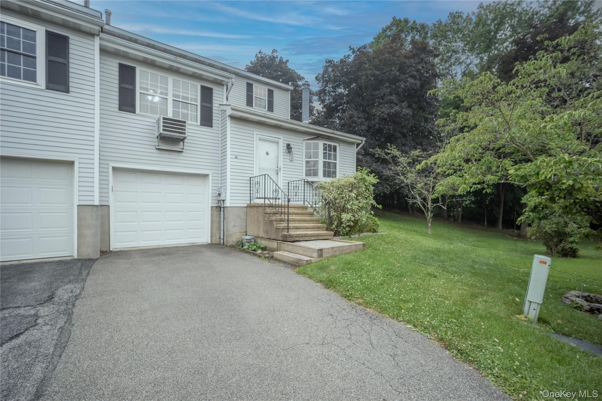 22 Hemlock Court Property Photo 2