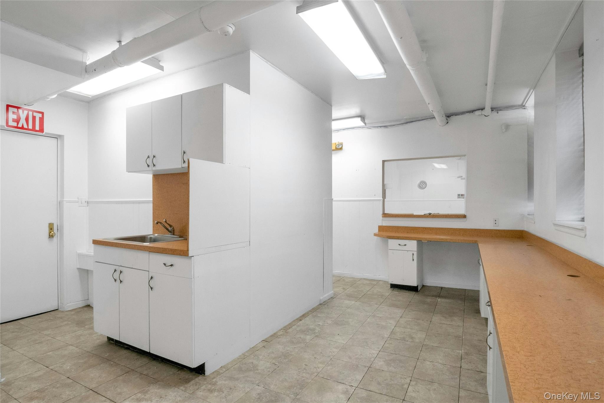 2400 Davidson Avenue Ground Fl Office Property Photo 5