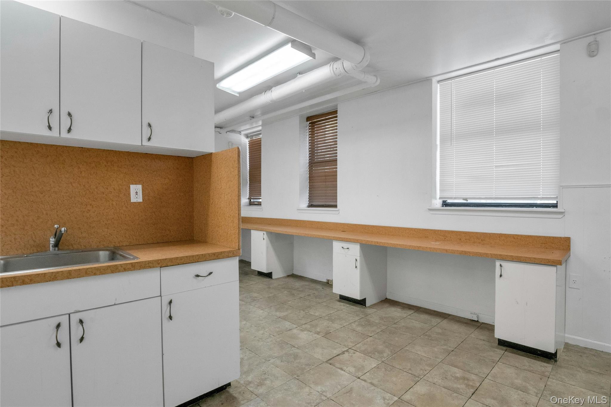2400 Davidson Avenue Ground Fl Office Property Photo 6