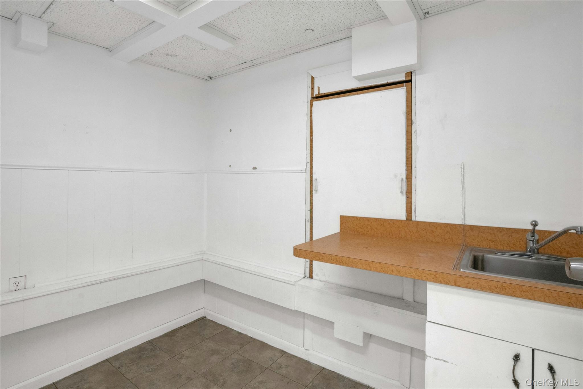 2400 Davidson Avenue Ground Fl Office Property Photo 8