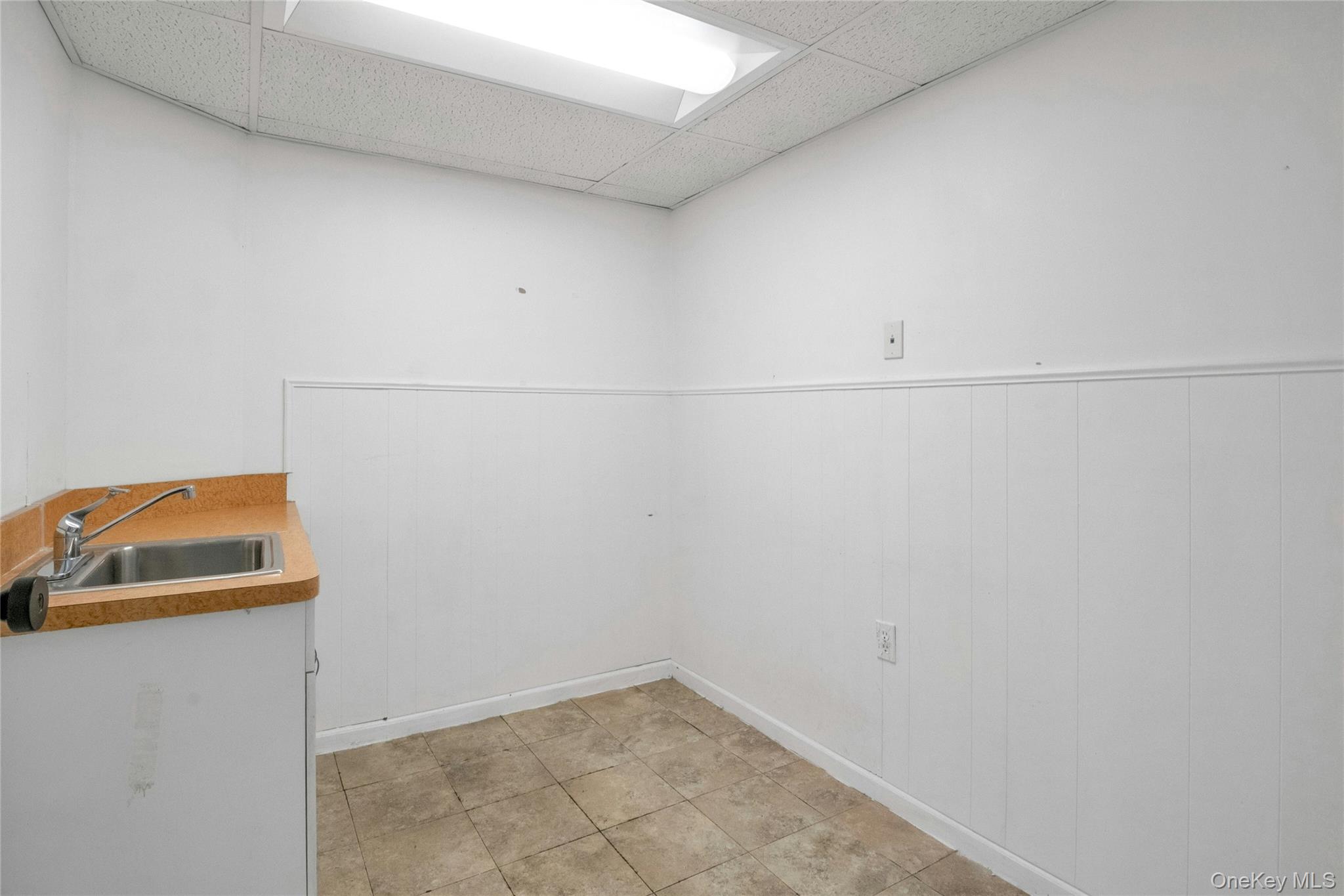 2400 Davidson Avenue Ground Fl Office Property Photo 10