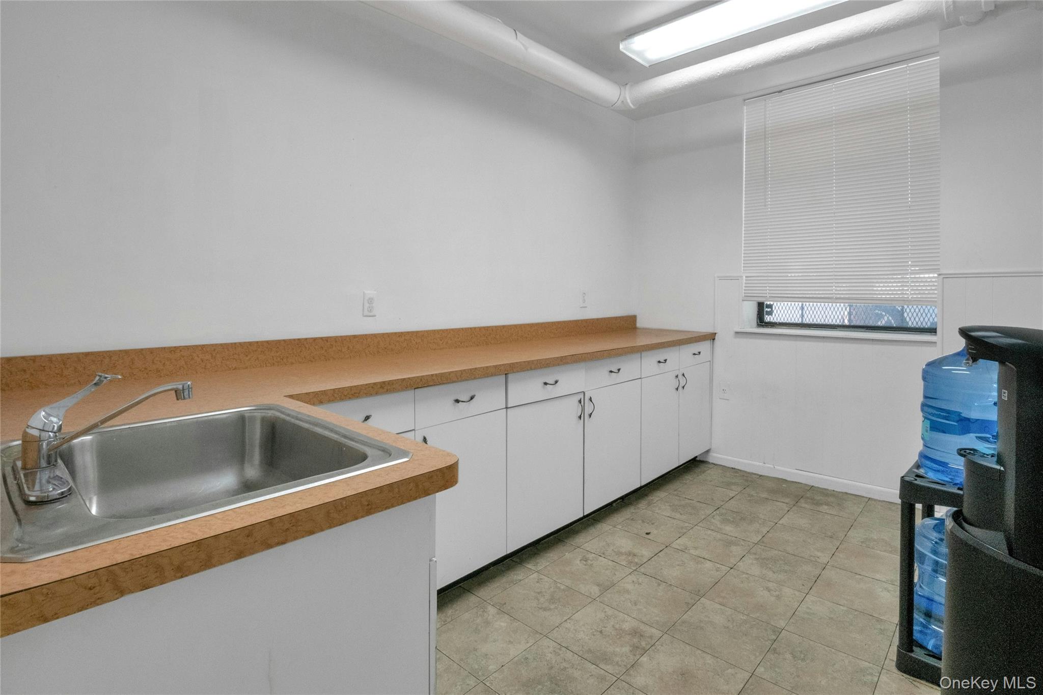 2400 Davidson Avenue Ground Fl Office Property Photo 12