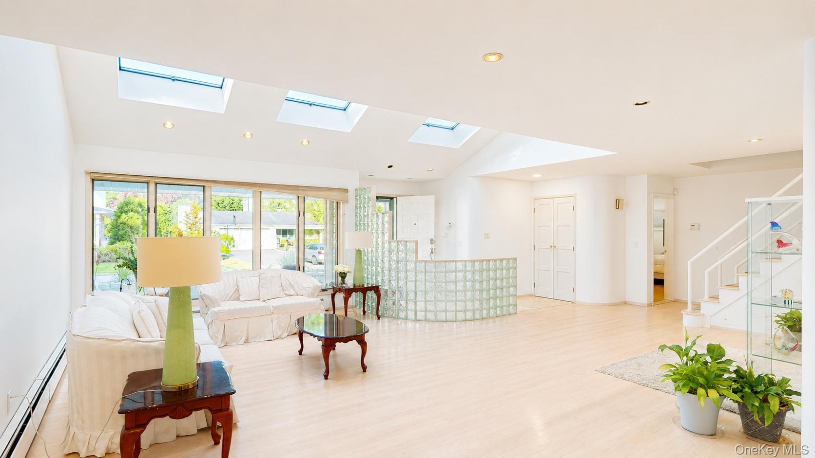 9 Arbor Road Property Photo 6