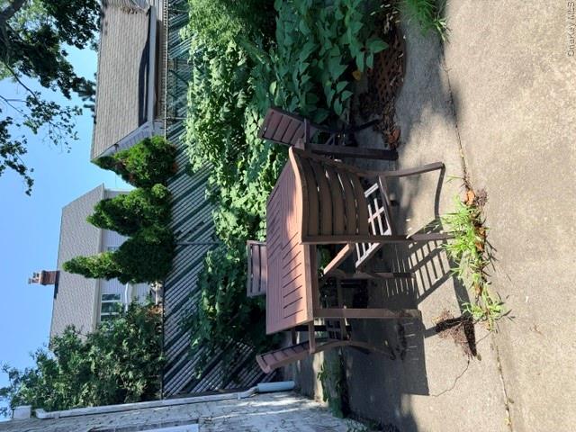 29 E Merrick Road Property Photo 24