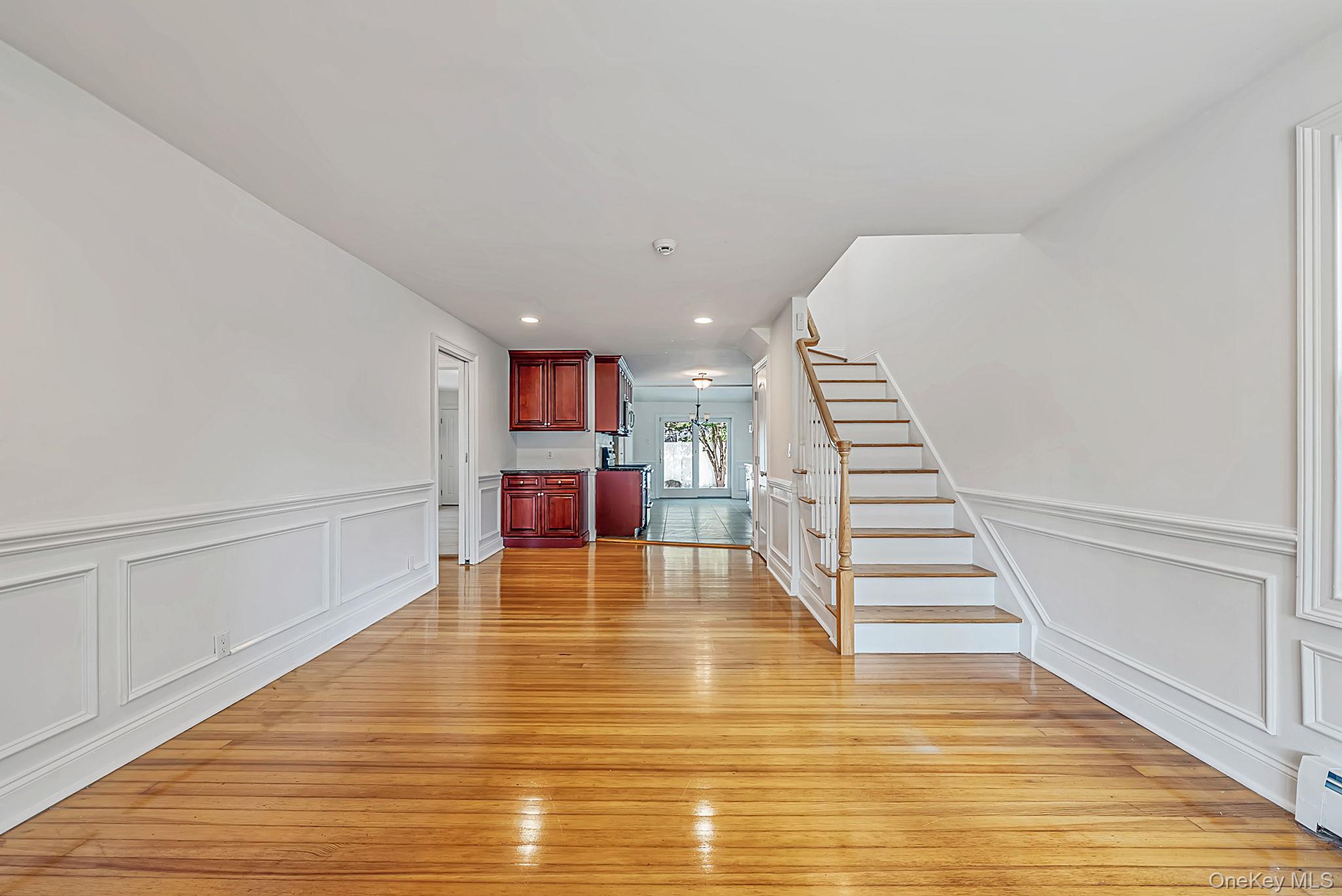 245 Greeley Avenue Property Photo 9