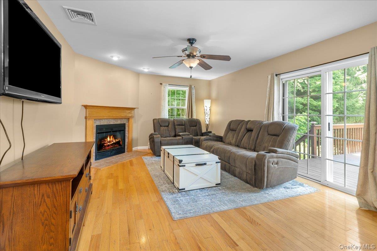 70 Orchard Crest Drive Property Photo 3