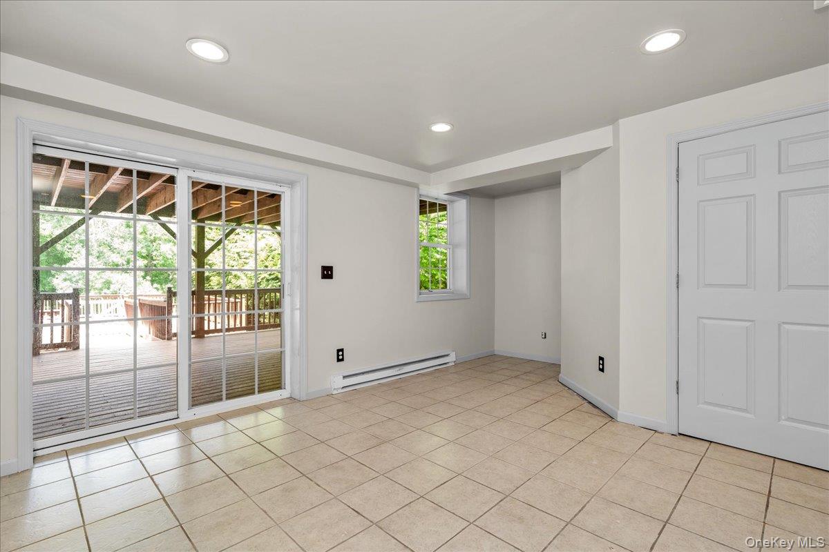 70 Orchard Crest Drive Property Photo 9