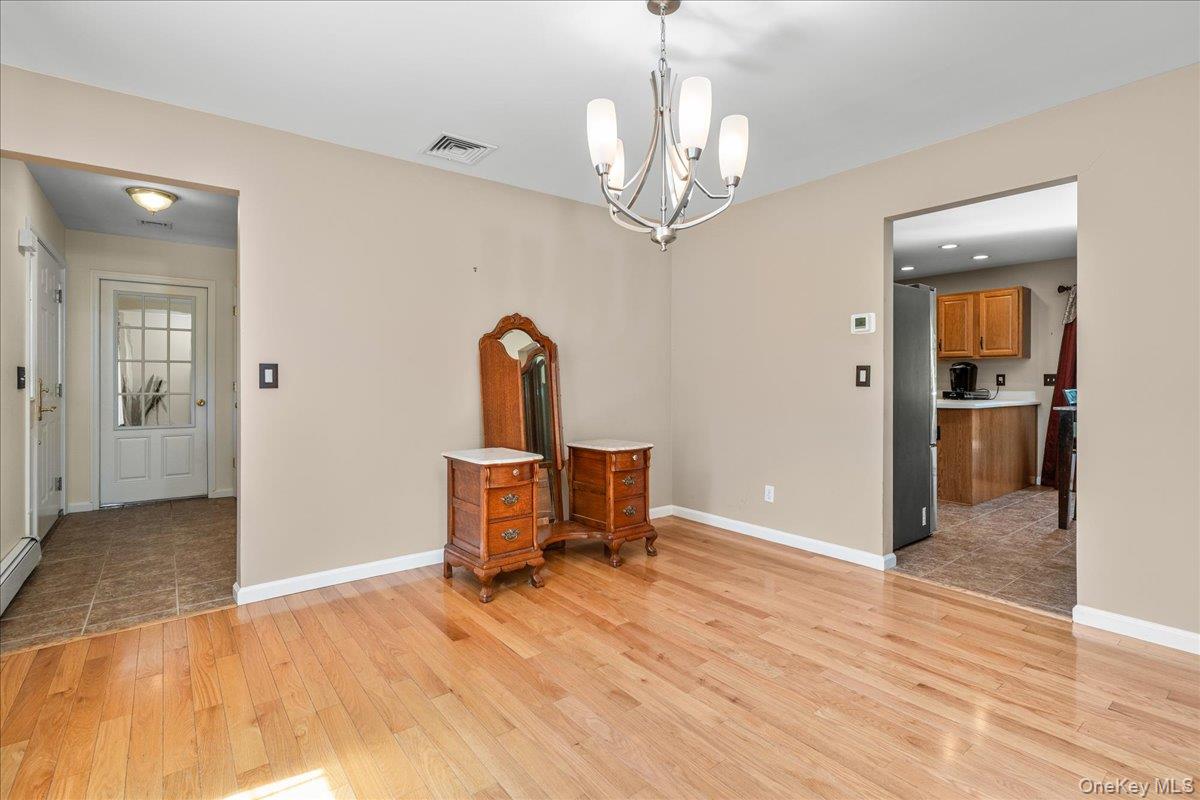 70 Orchard Crest Drive Property Photo 14