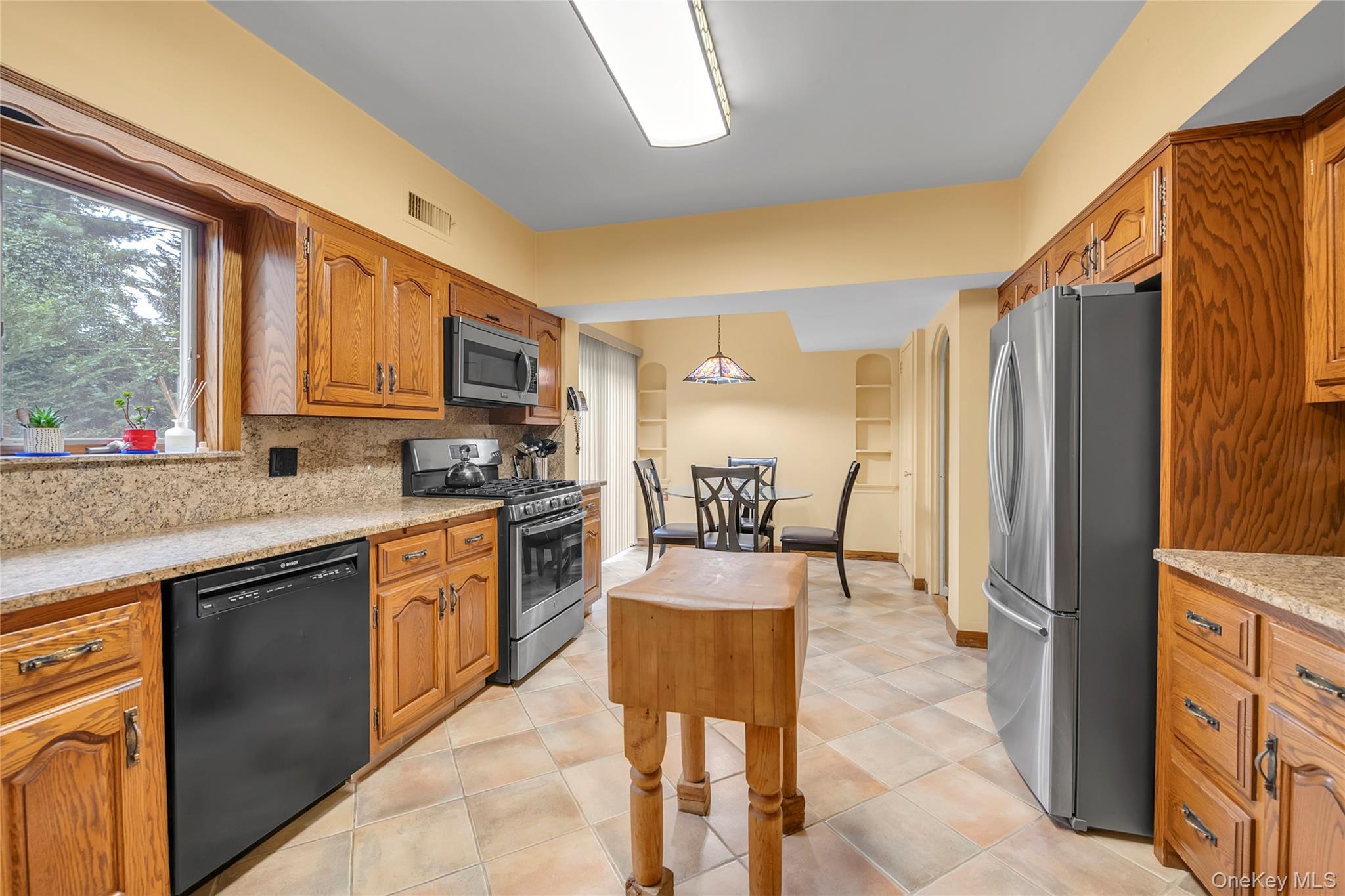 34 Soundview Crest Property Photo 7