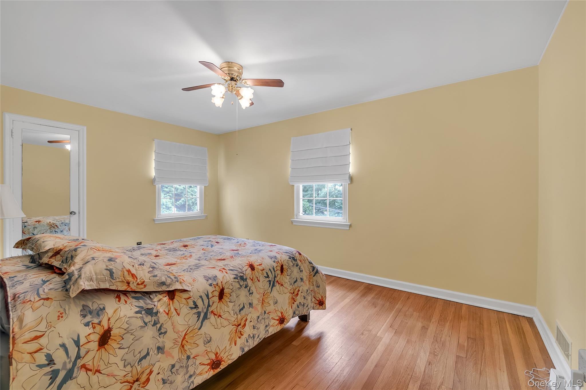 34 Soundview Crest Property Photo 14