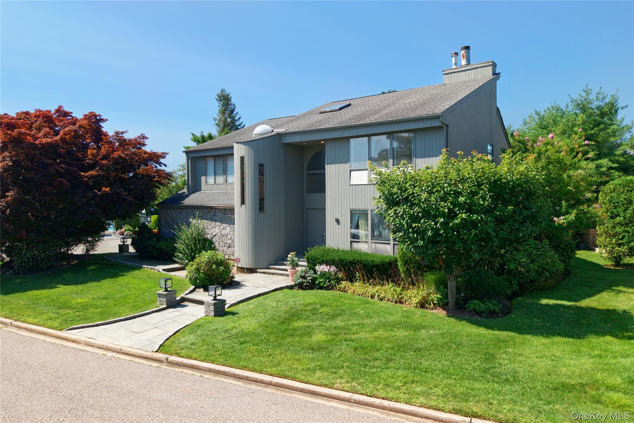 12 Princeton Drive Property Photo 2