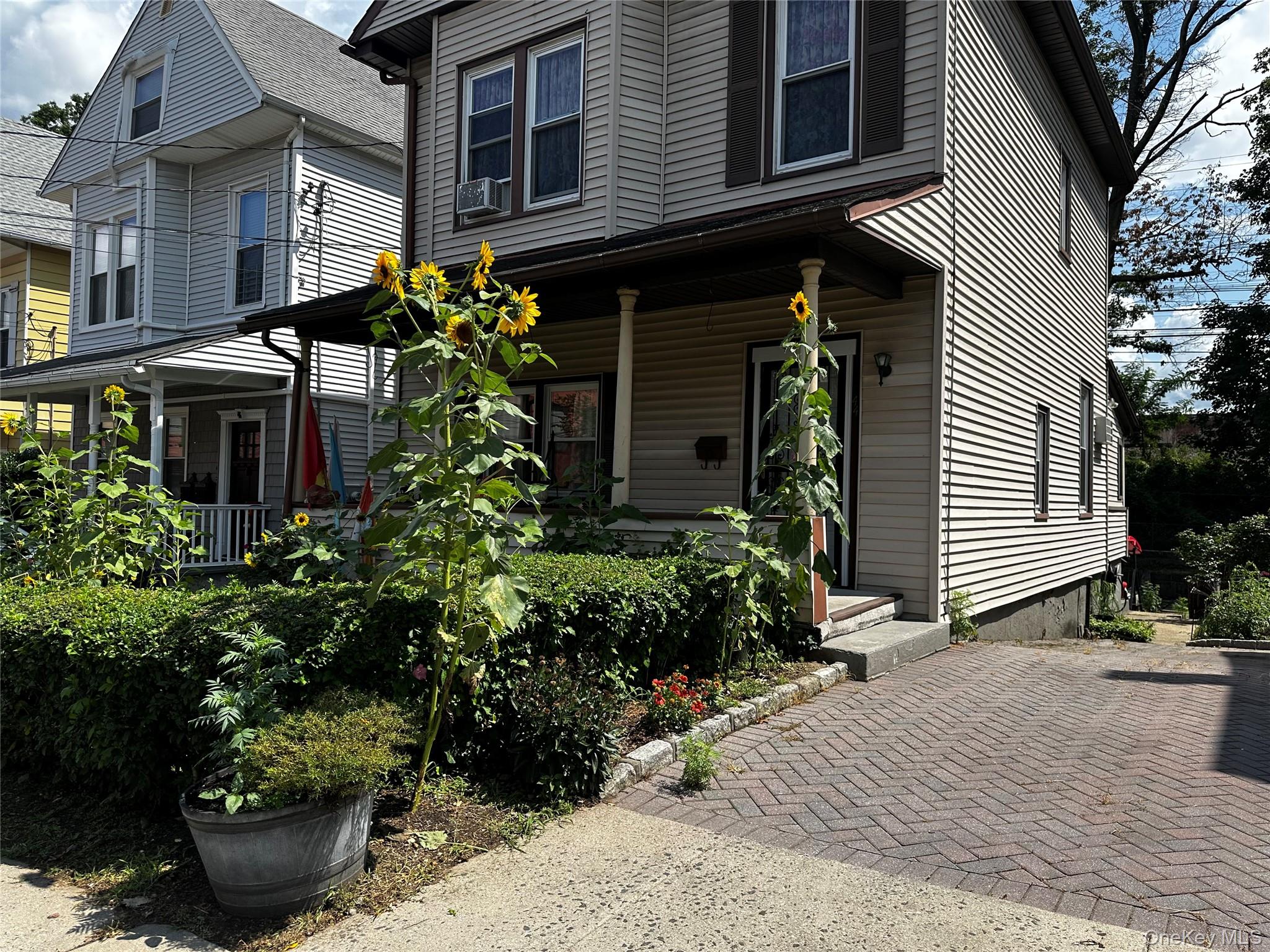 44 Claremont Place Property Photo 1