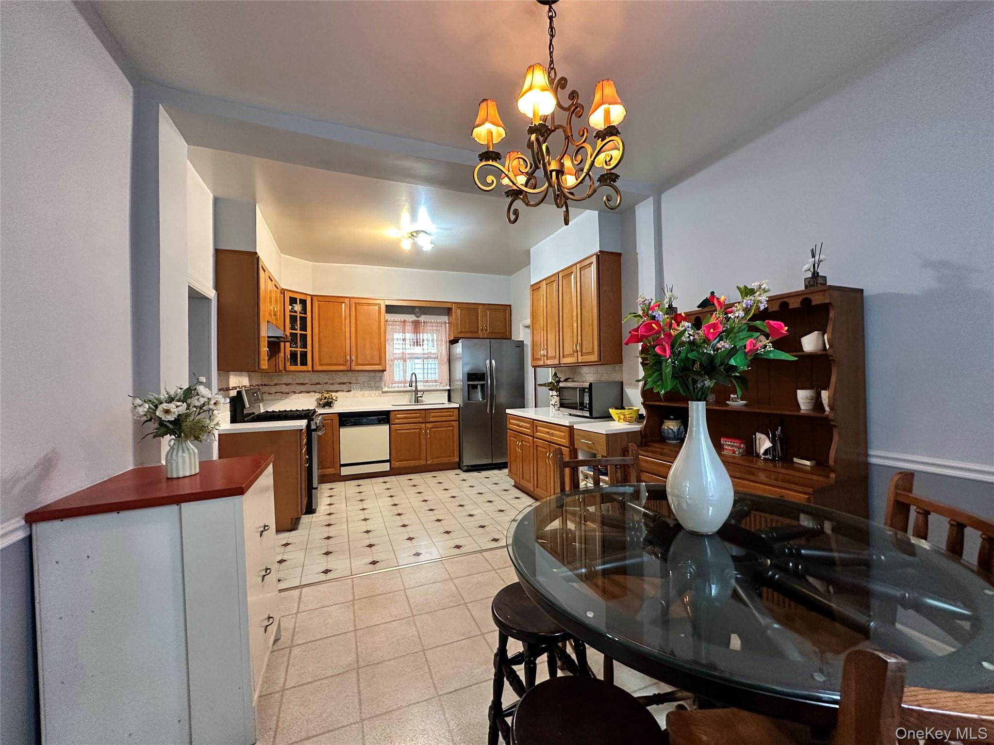 44 Claremont Place Property Photo 12