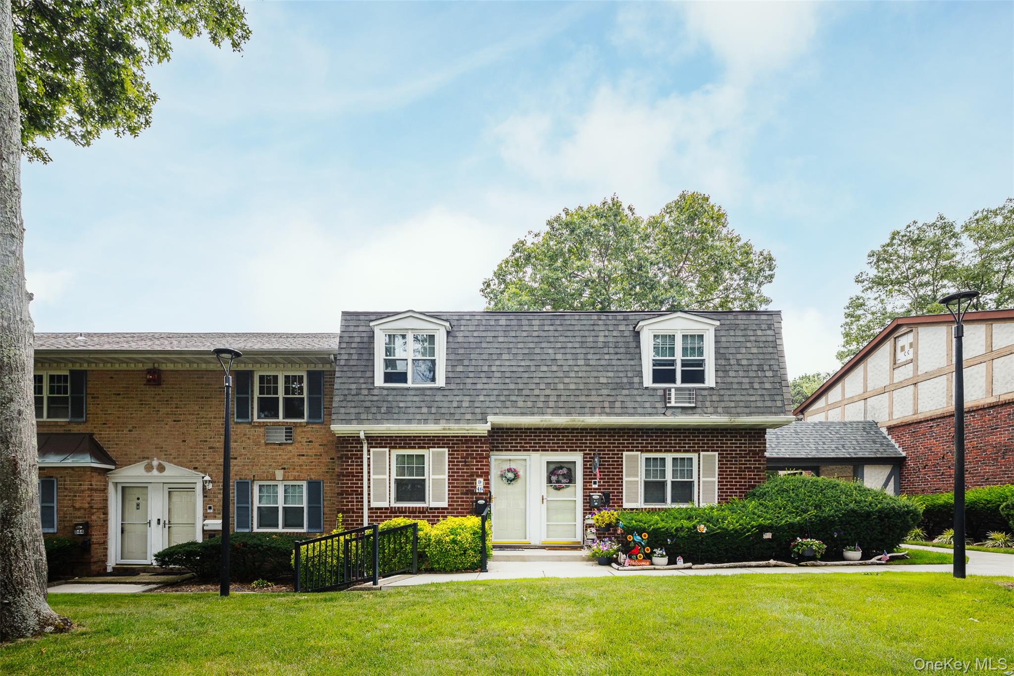 11 Glen Hollow Drive D46 Property Photo 2