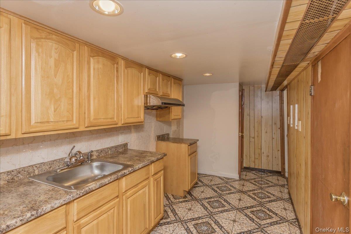 82-56 248th Street Property Photo 22