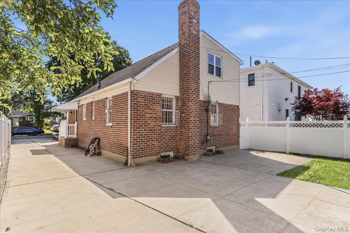 82-56 248th Street Property Photo 23