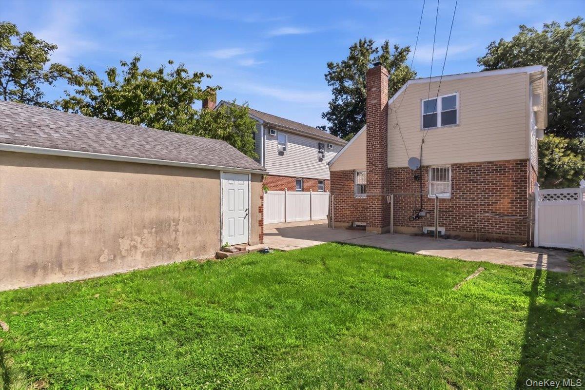 82-56 248th Street Property Photo 25