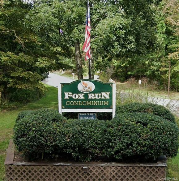 525 Fox Run Lane Property Photo 2