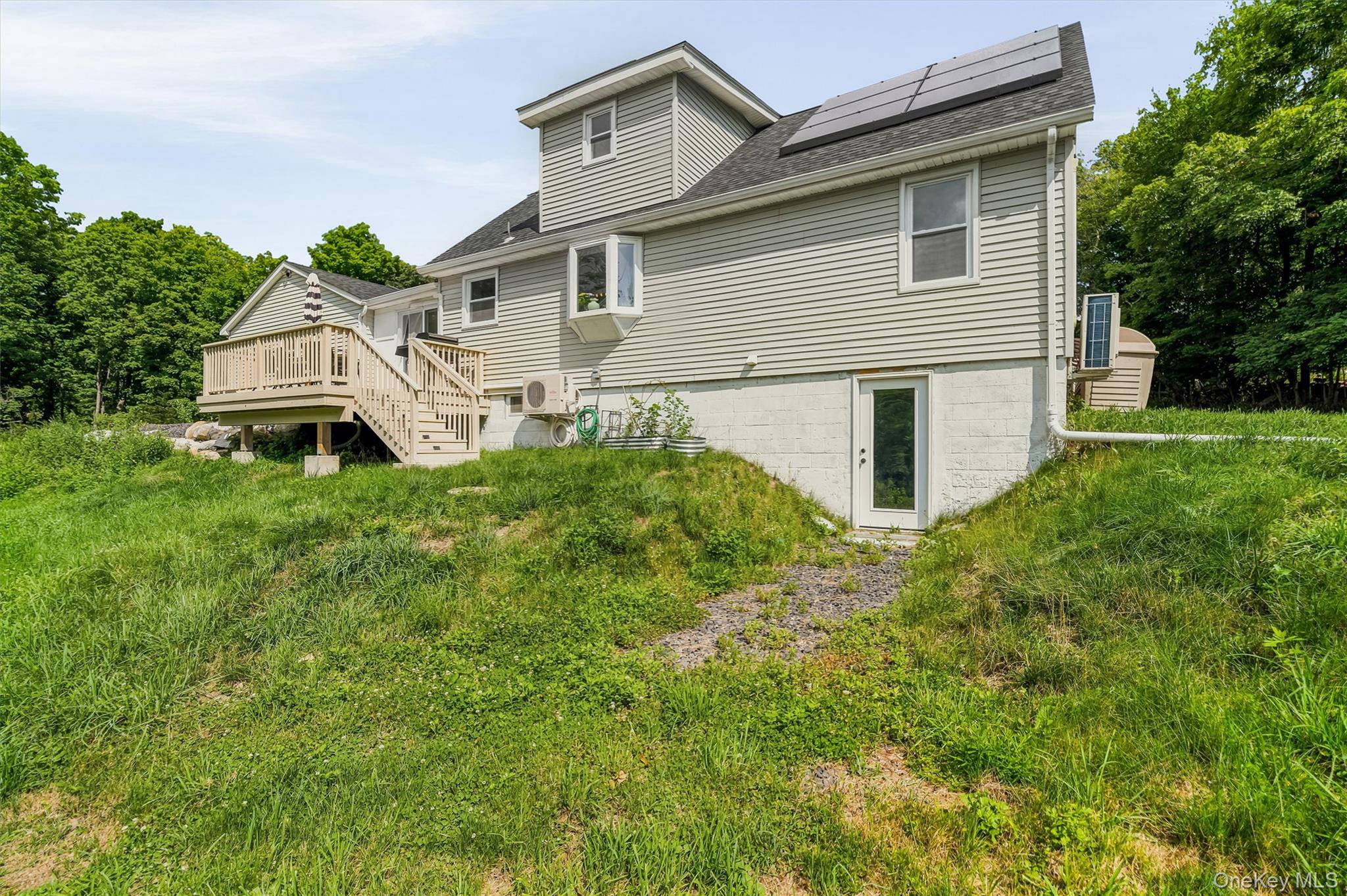 80 Burlingham Road Property Photo 25