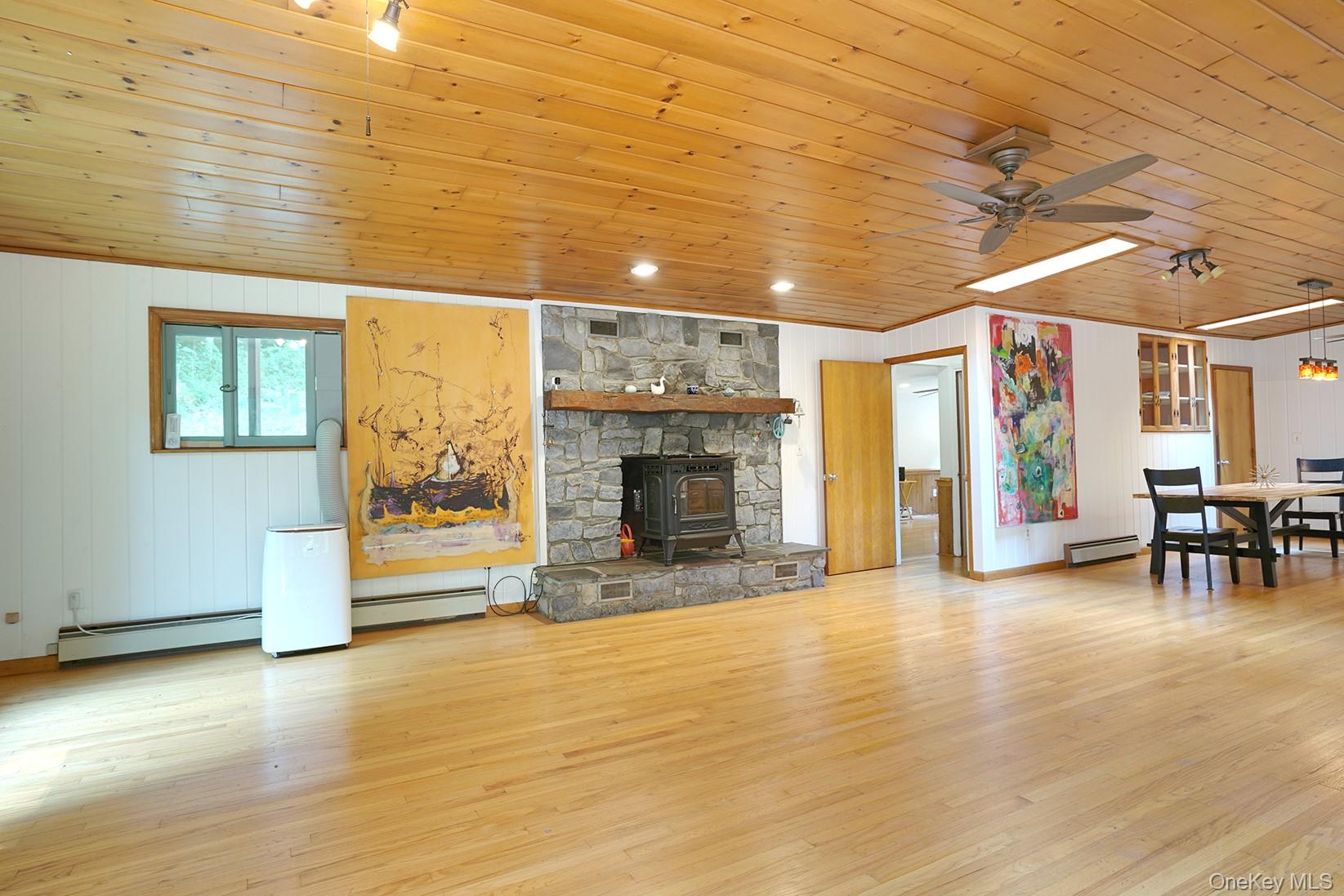 16 Briar Hill Road Property Photo 10