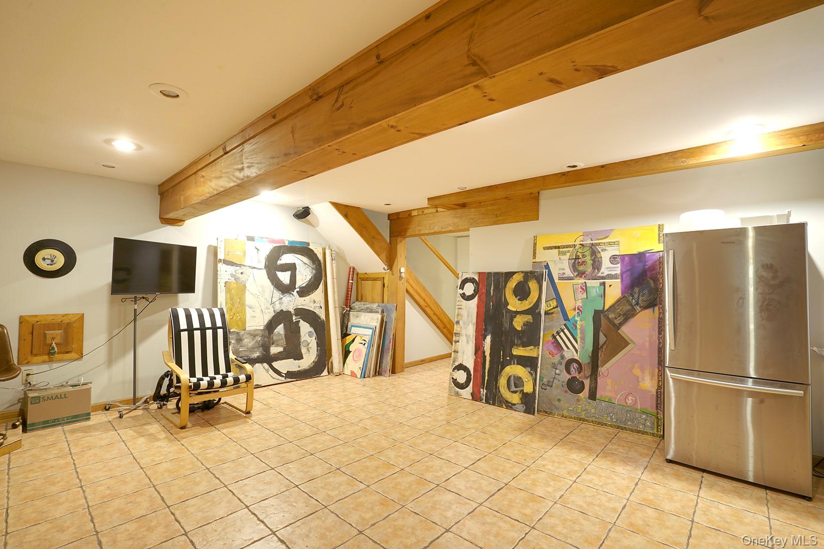 16 Briar Hill Road Property Photo 28
