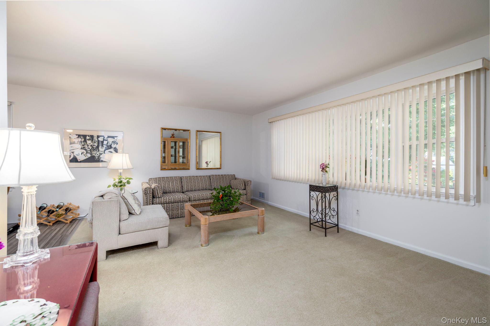 146 Lincoln Street Property Photo 6