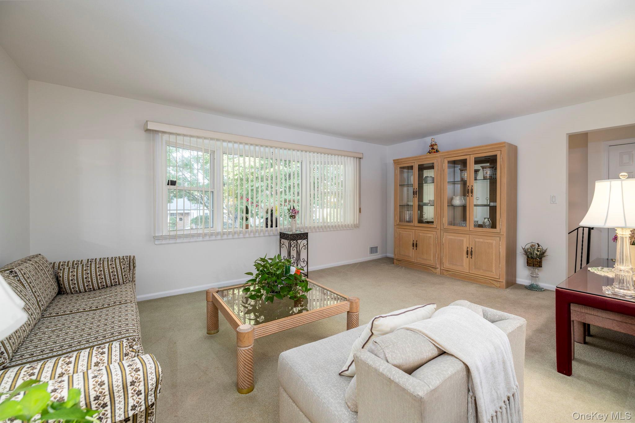 146 Lincoln Street Property Photo 8