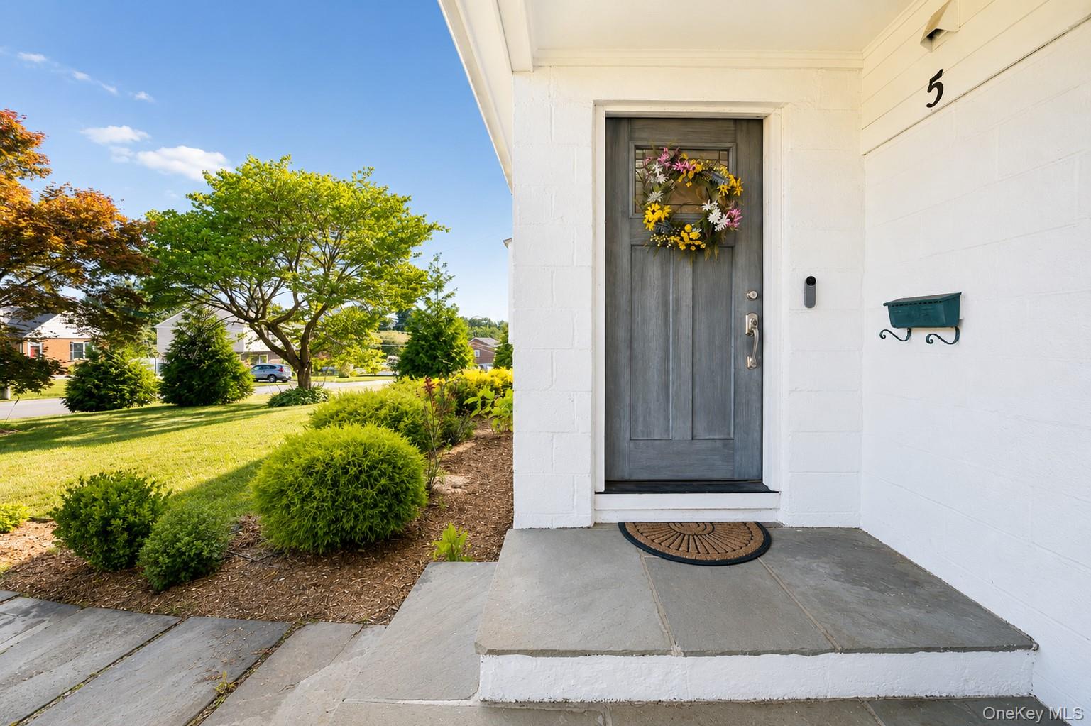 5 Quintard Drive Property Photo 4