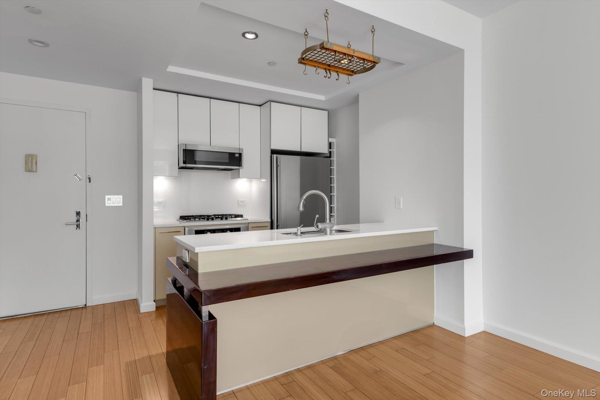 2415 Queens Plaza 6b Property Photo 12