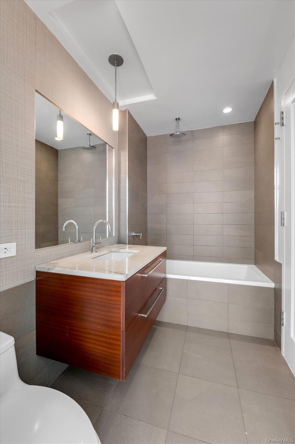 2415 Queens Plaza 6b Property Photo 20