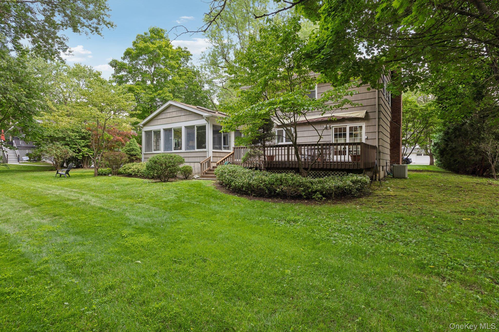 4 Holly Lane Property Photo 3