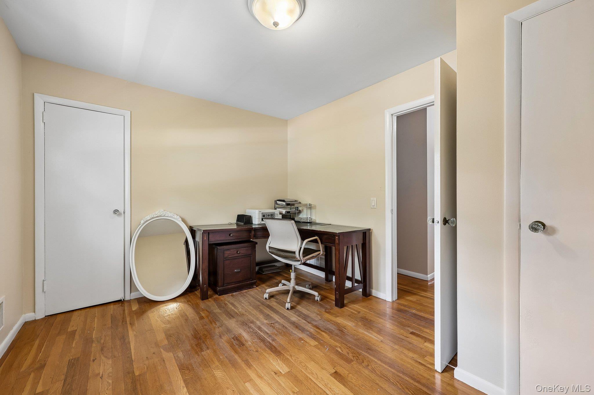 4 Holly Lane Property Photo 22