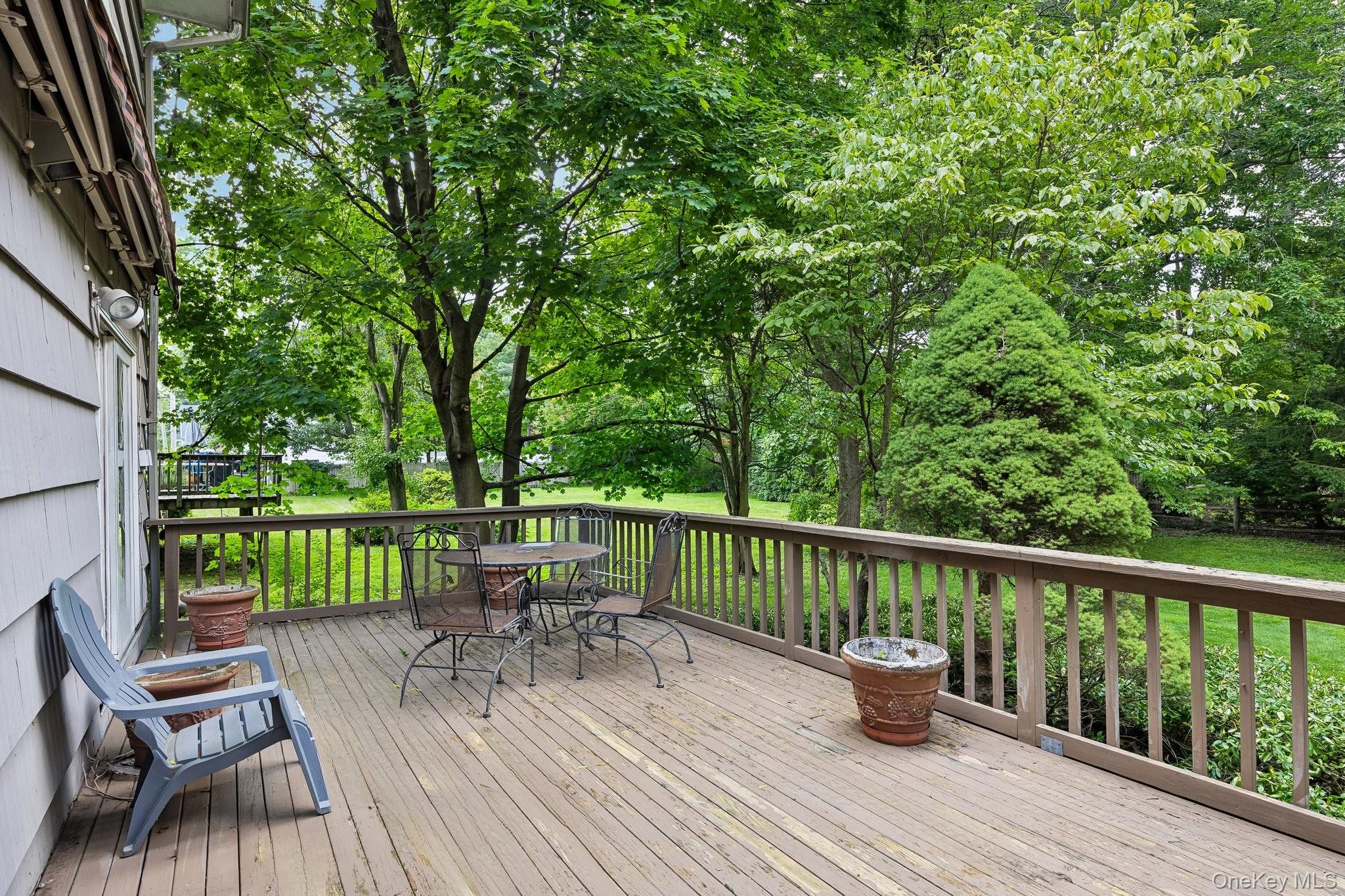 4 Holly Lane Property Photo 30