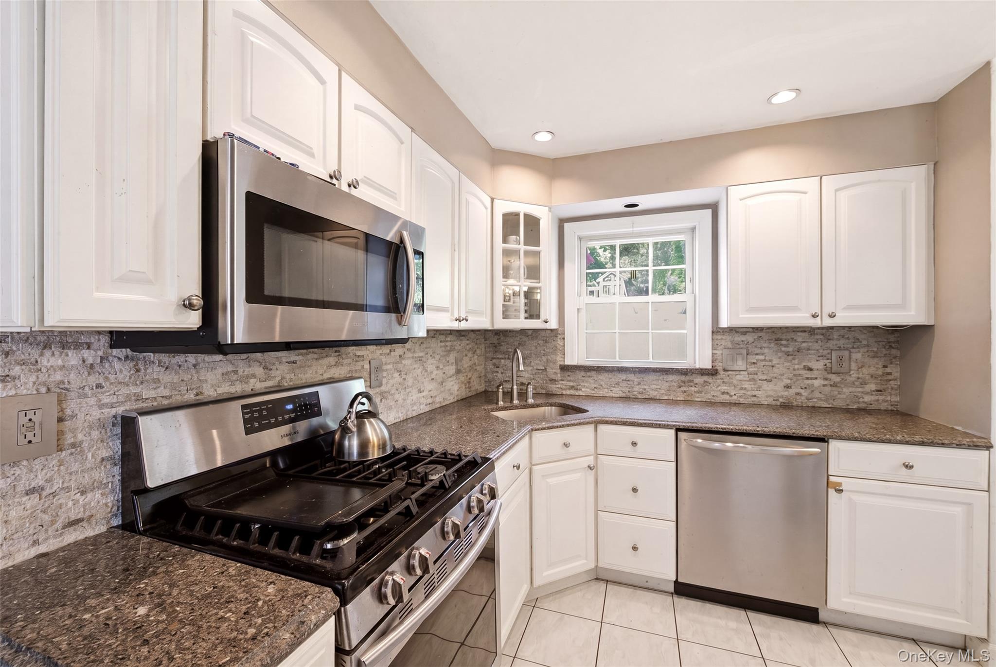 46 Catherine Street Property Photo 6
