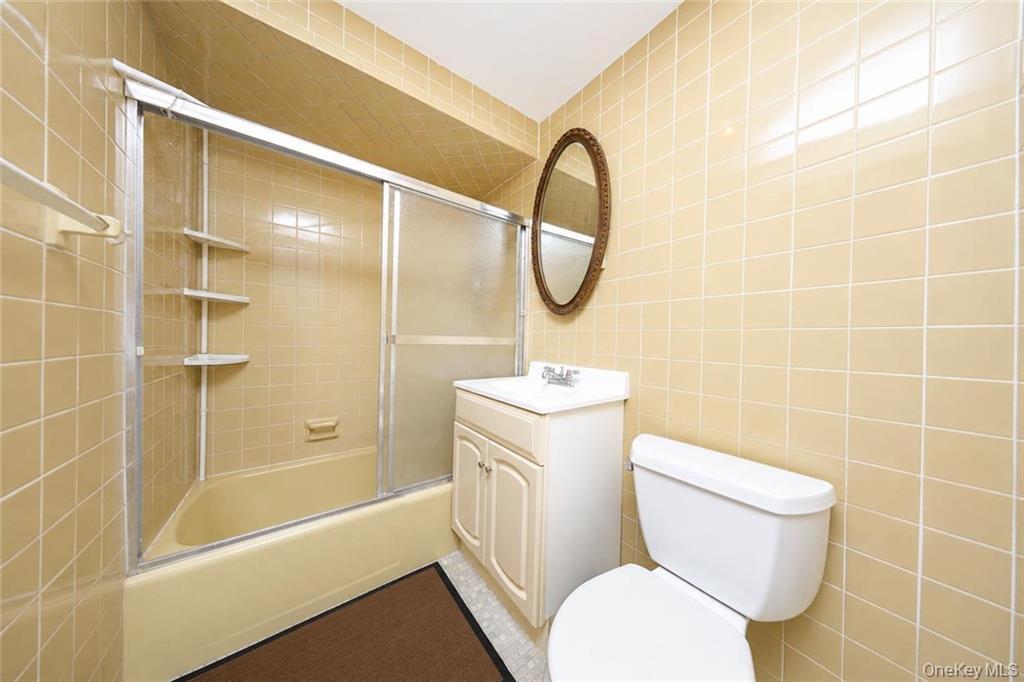 2007 E 28th Street Property Photo 23