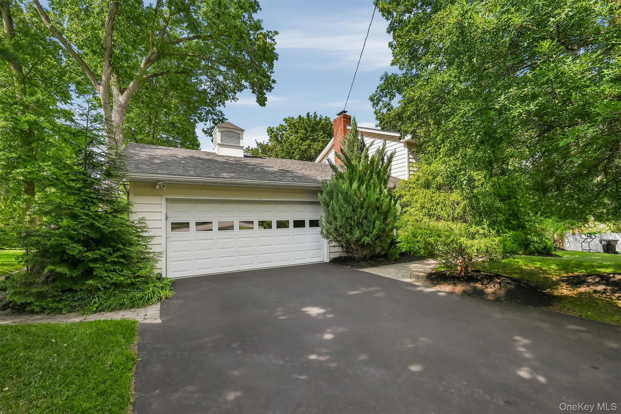 25 Meadow Avenue Property Photo 6