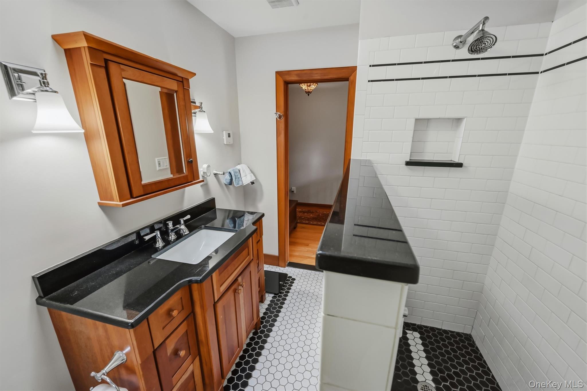 25 Meadow Avenue Property Photo 38