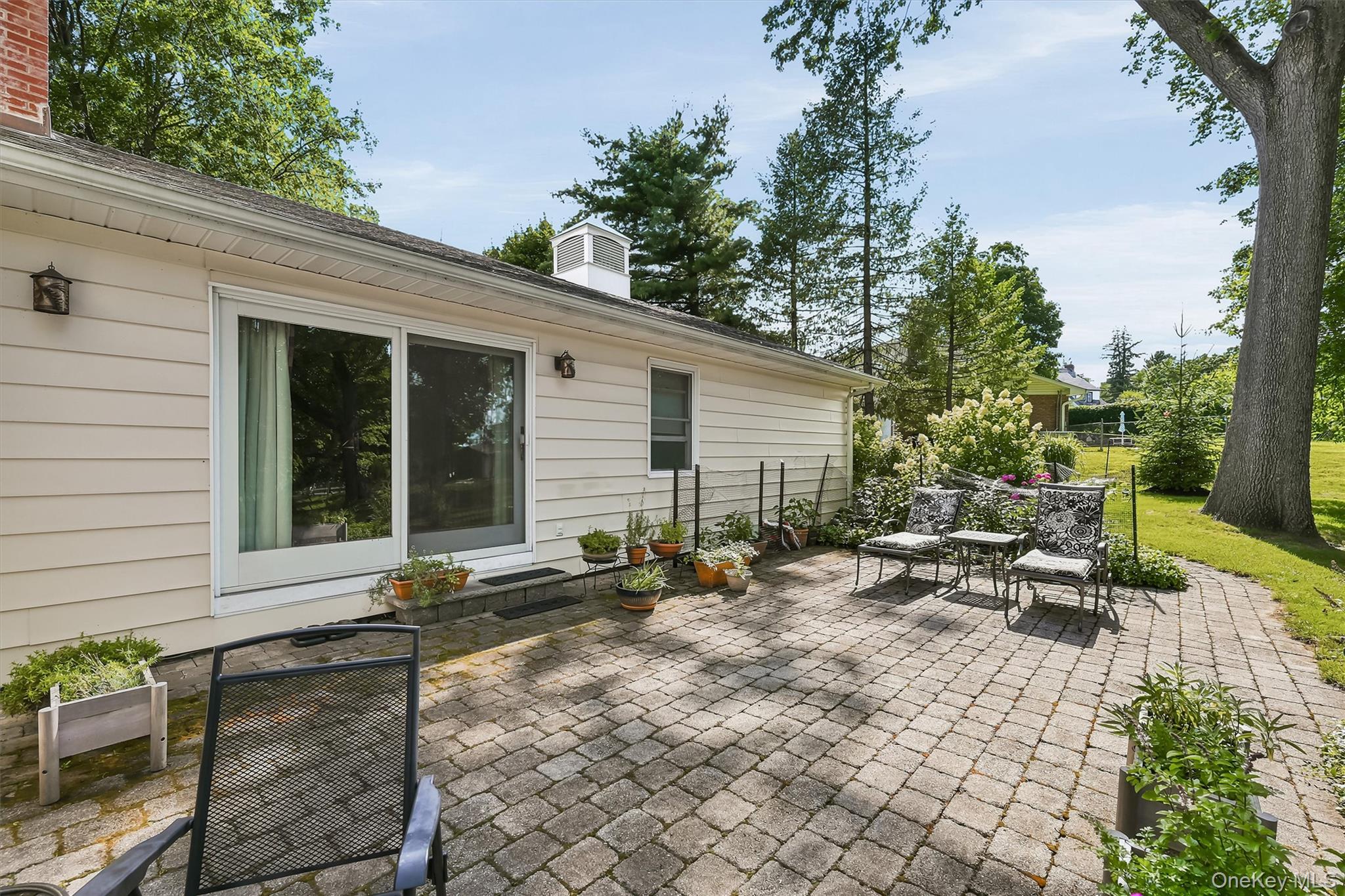 25 Meadow Avenue Property Photo 44