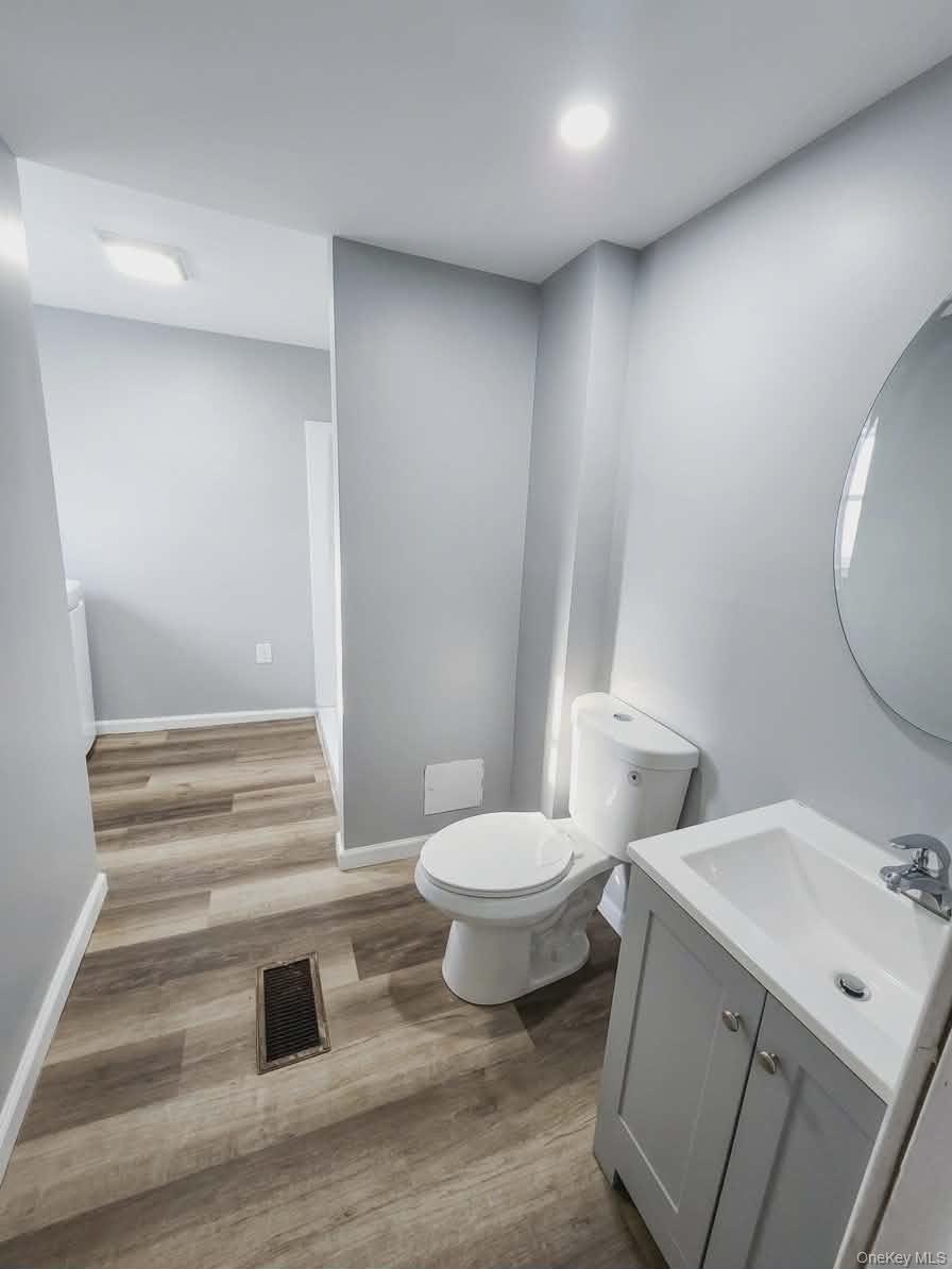190 Conklin Avenue Property Photo 13