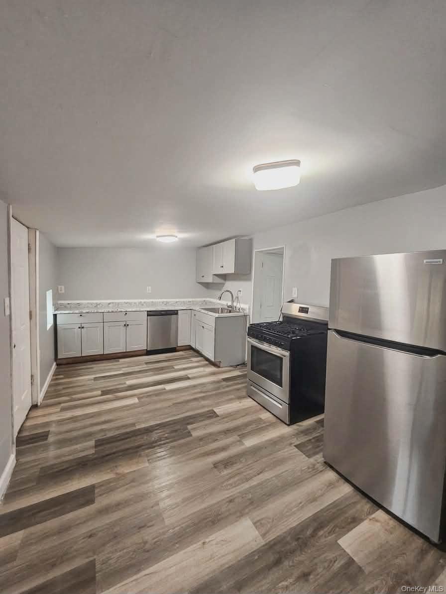 190 Conklin Avenue Property Photo 16