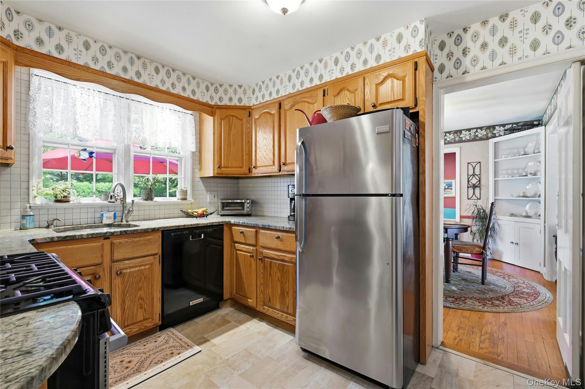 10 Polly Lane Property Photo 13