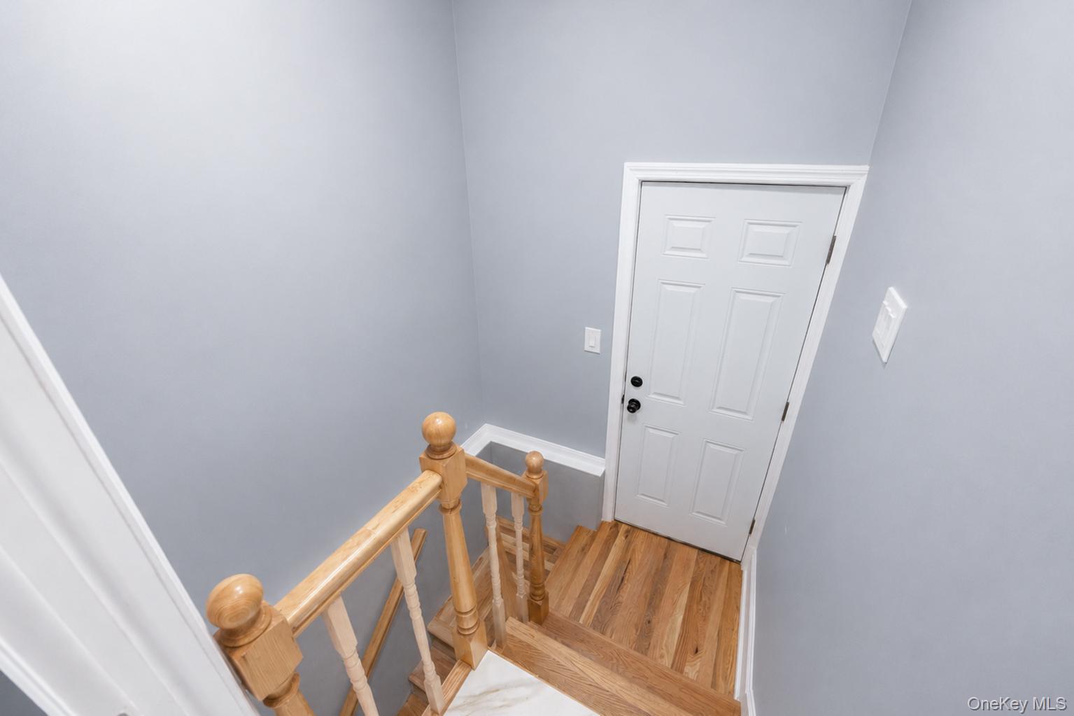 306 Greeley Avenue Property Photo 28