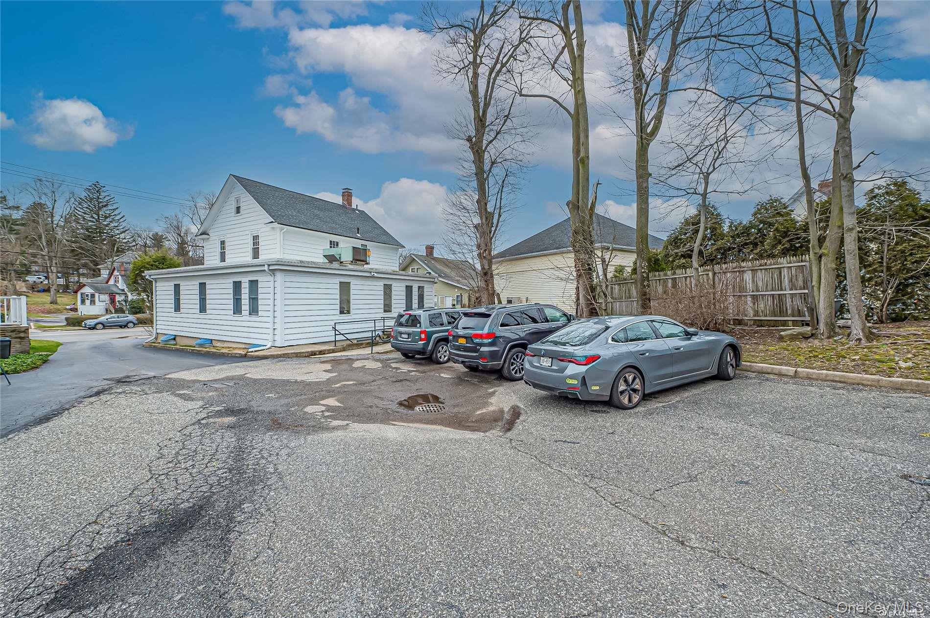 424 New York Avenue Property Photo 17