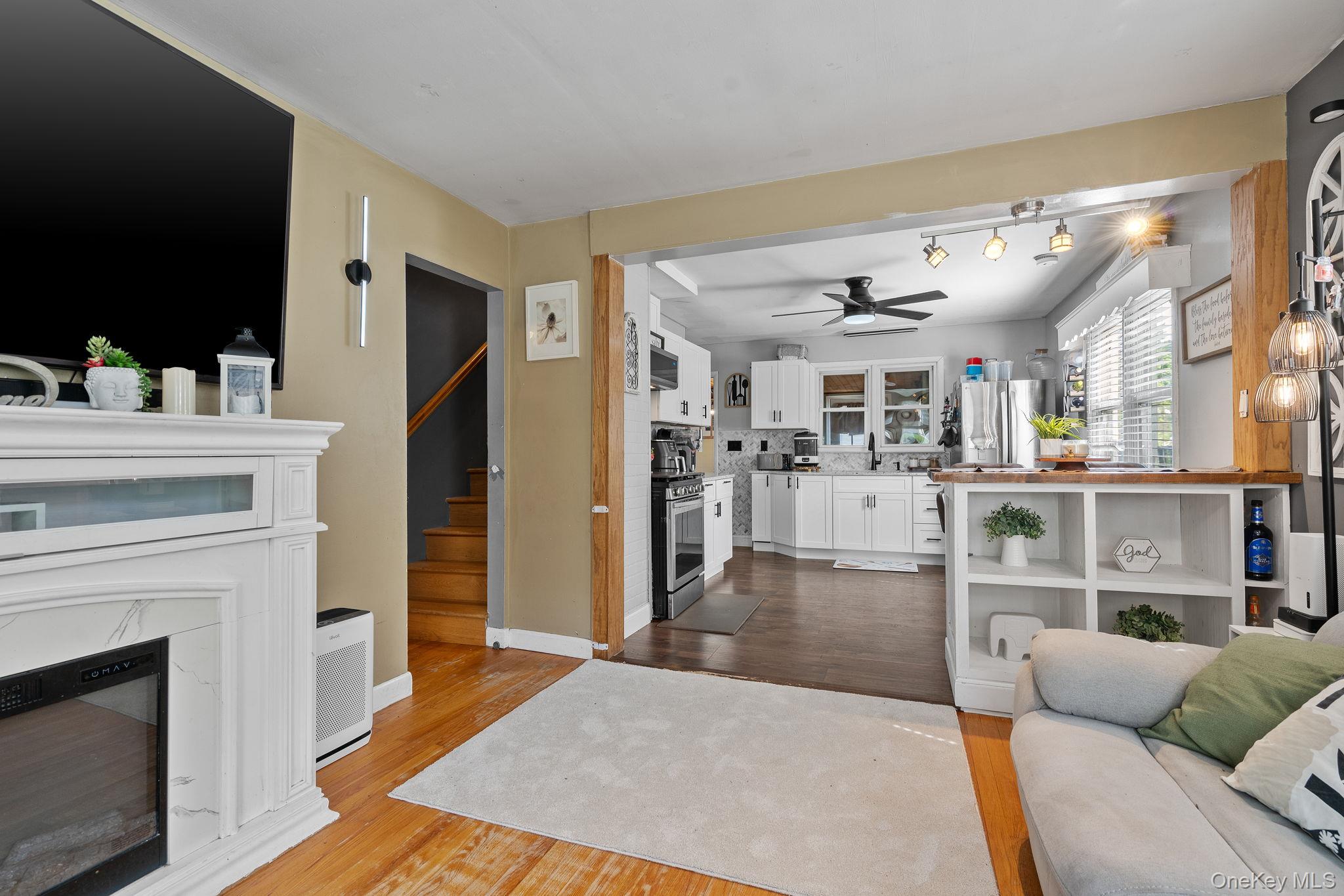 54 Boulevard Property Photo 7