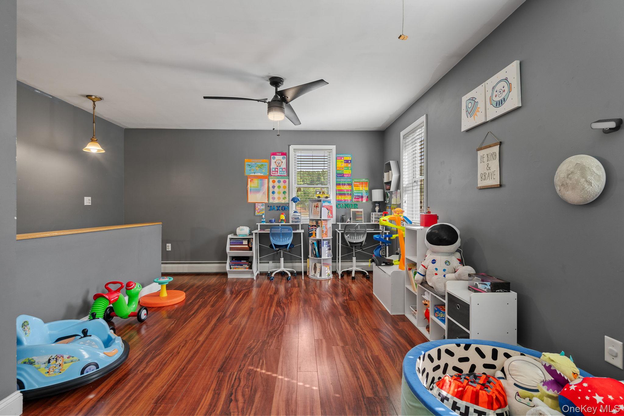 54 Boulevard Property Photo 13