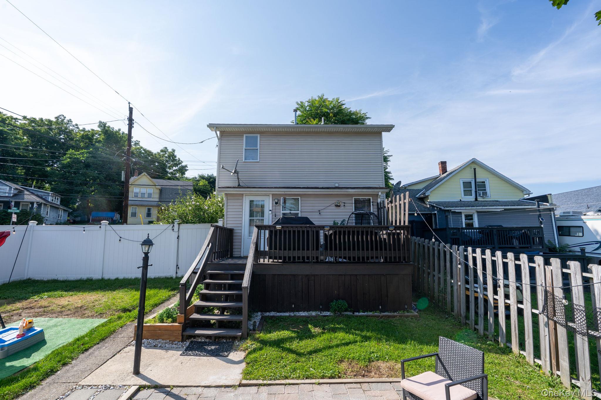 54 Boulevard Property Photo 32
