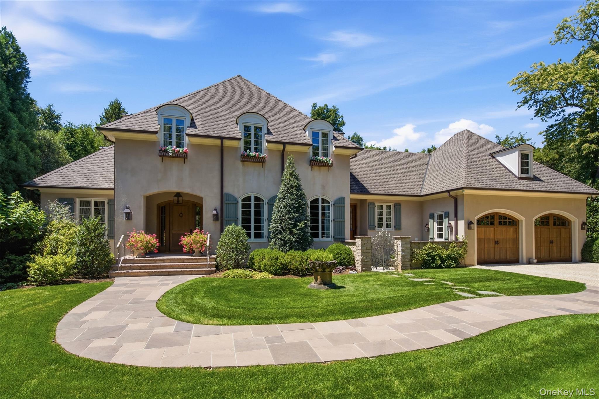 5 Puritan Place Property Photo 1