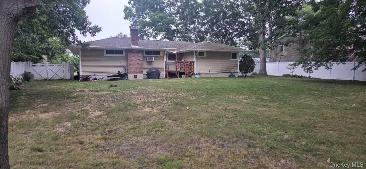 1080 Ocean Avenue Property Photo 6