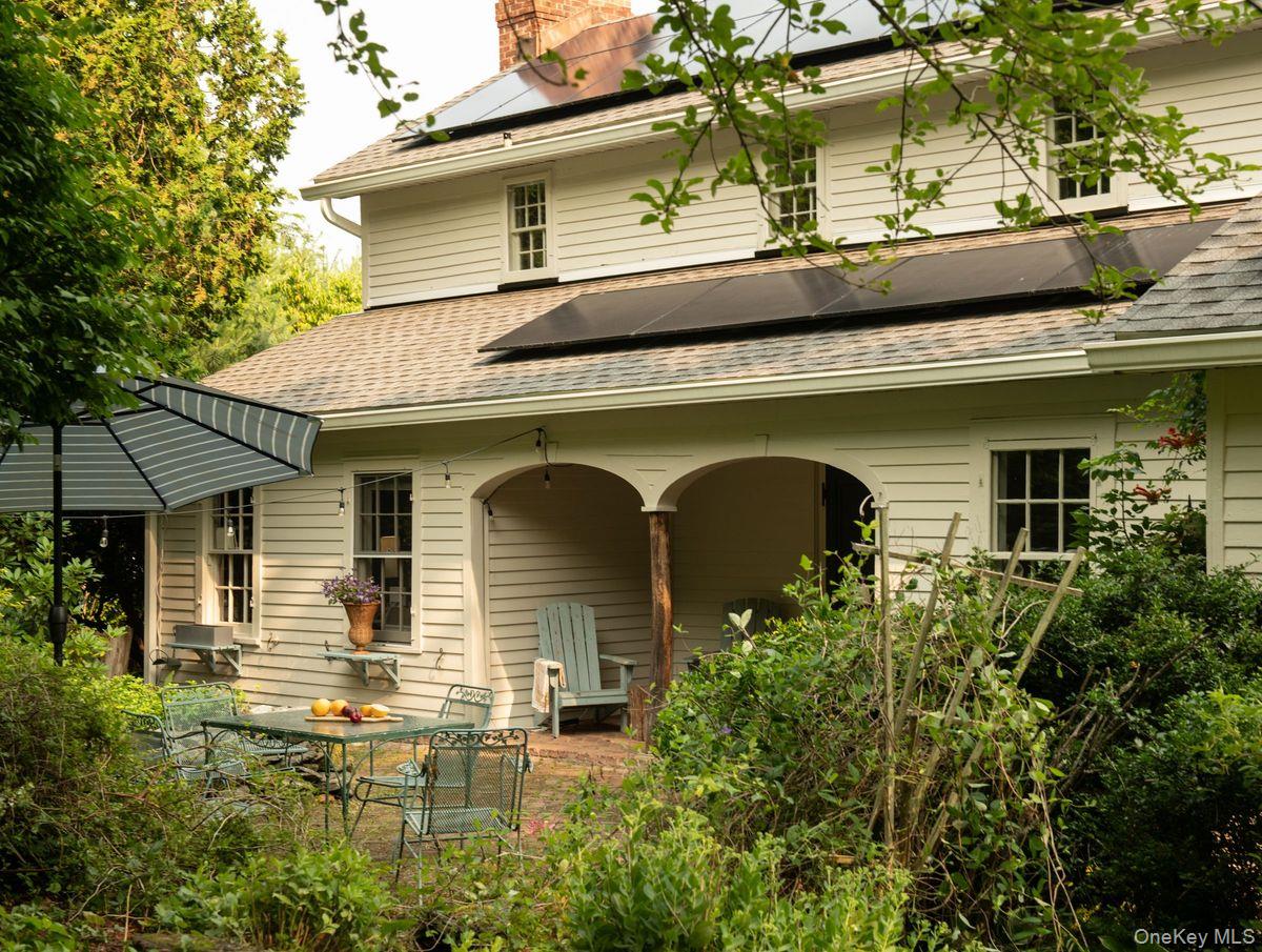210 Bate Road Property Photo 1