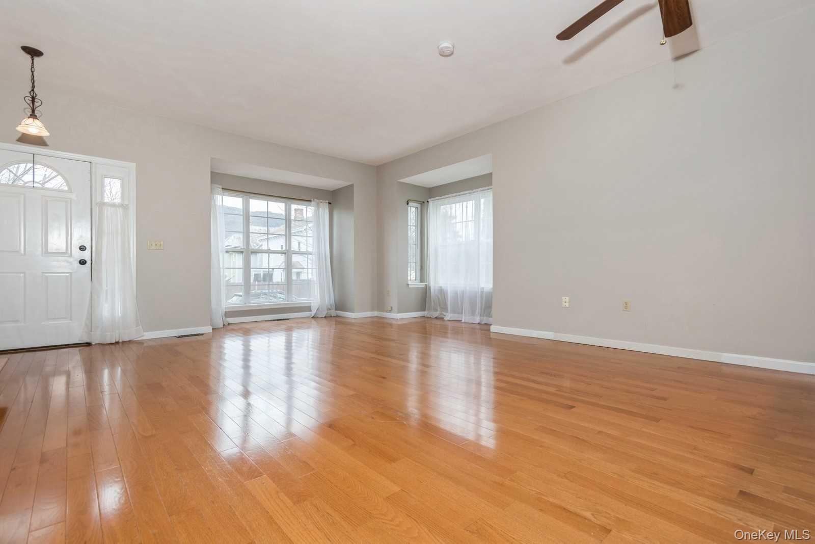 52 Schenck Avenue Property Photo 10
